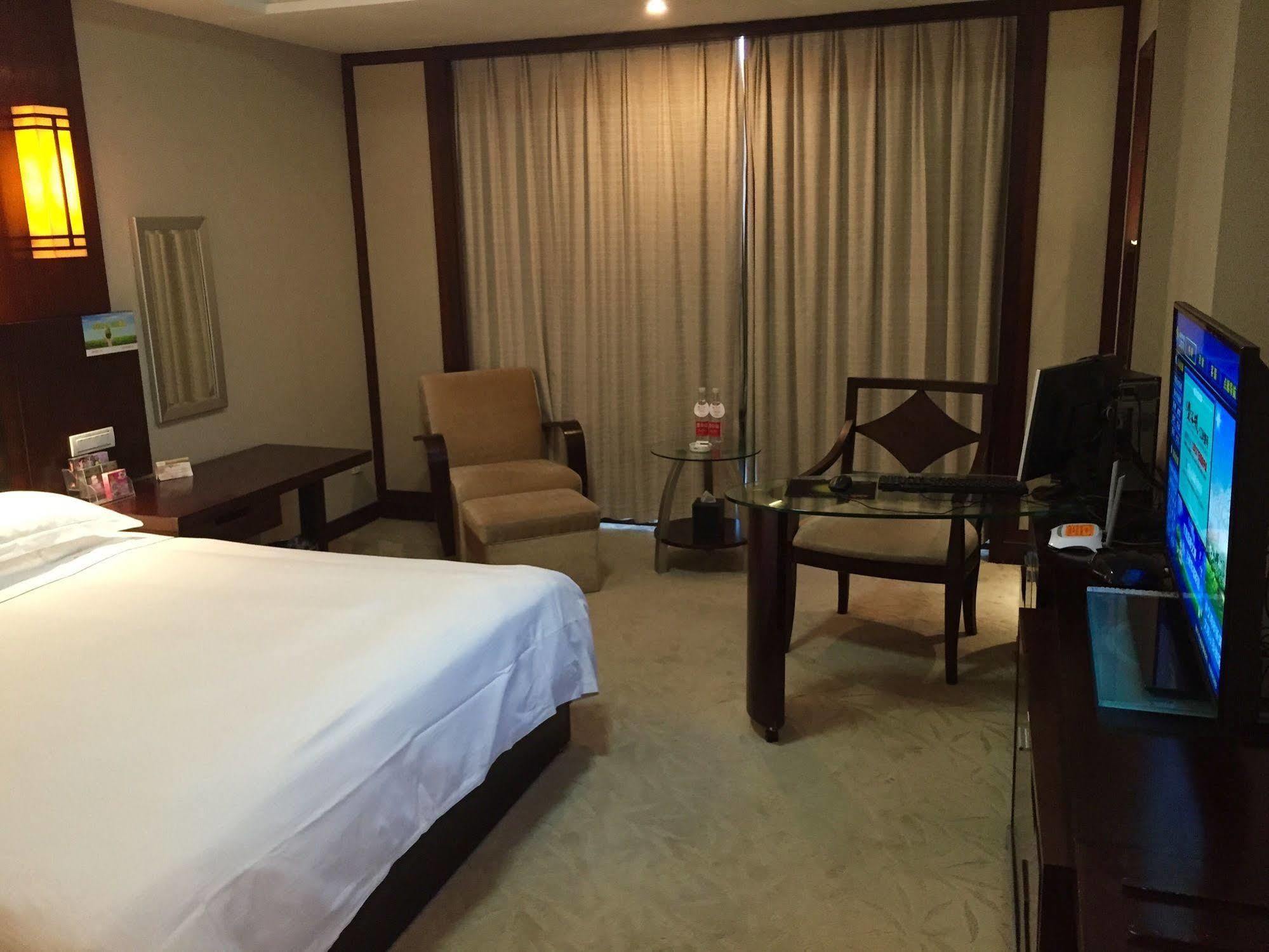 Cixi Bossman International Hotel מראה חיצוני תמונה
