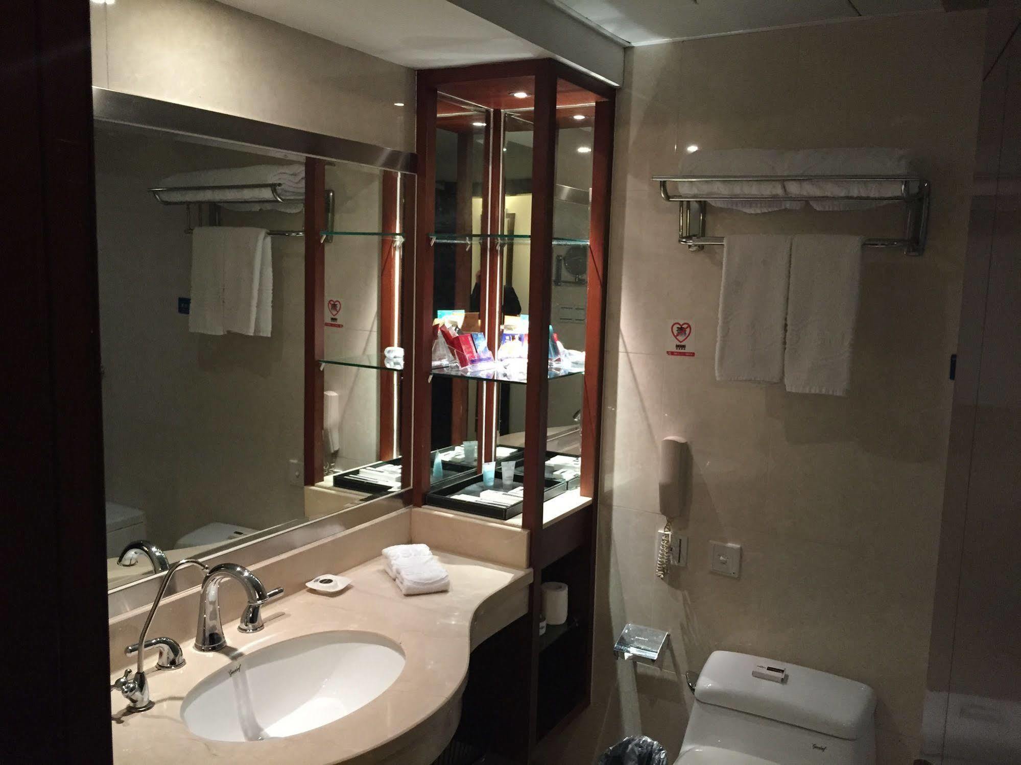 Cixi Bossman International Hotel מראה חיצוני תמונה